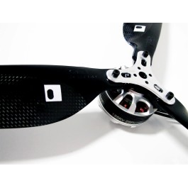 Hélice CF245-DP 24.5" x 8.1 triple edition (paire) - KDE DIRECT